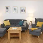 Reriker Strasse Lägenhet *